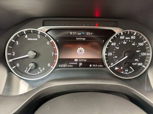 Used 2023 Nissan Rogue S image 18