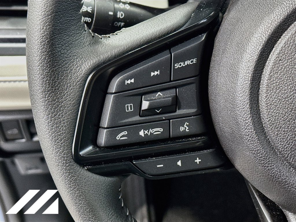 Used 2025 Subaru Forester Premium AWD/4WD image 12