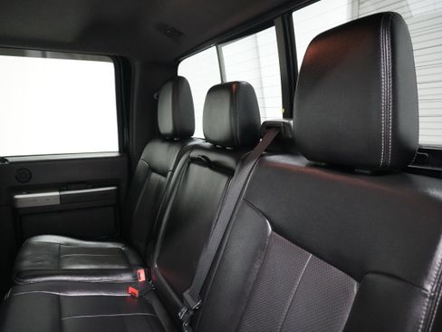 Used 2015 Ford F250 Lariat w/ Lariat Ultimate Package image 9