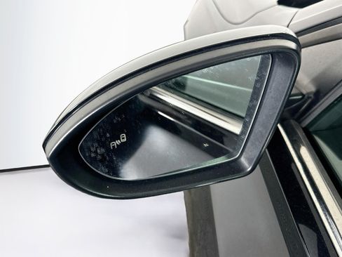 Used 2024 Volkswagen Jetta SE FWD image 16