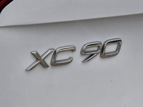 Used 2023 Volvo XC90 T8 Plus AWD/4WD image 39