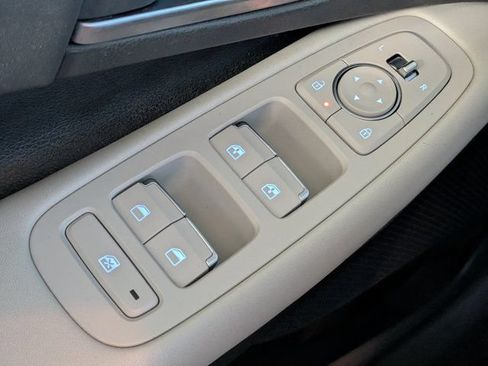 Used 2025 Hyundai Sonata SEL FWD image 23