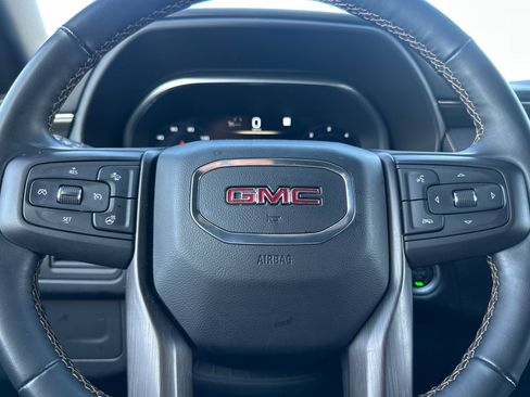 Used 2023 GMC Yukon AT4 image 35