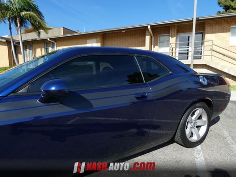 Used 2014 Dodge Challenger R/T RWD image 11