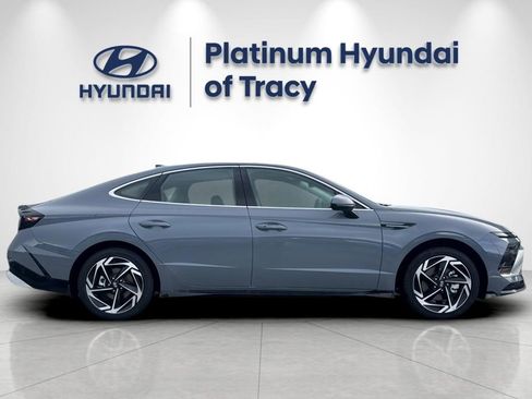 New 2026 Hyundai Sonata SEL FWD image 3