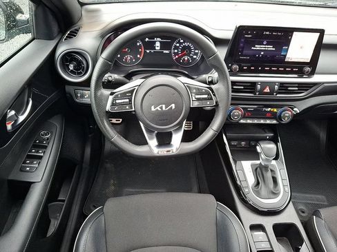 Used 2023 Kia Forte GT-Line w/ GT-Line Premium Package FWD image 11