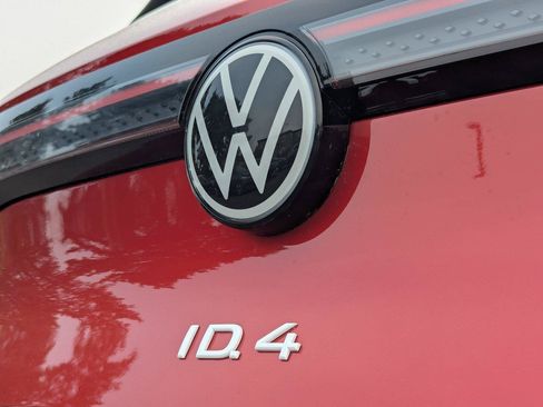 Certified 2023 Volkswagen ID.4 Pro S AWD/4WD image 31