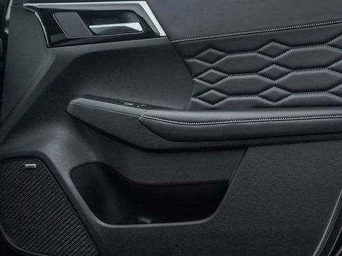 New 2026 Mitsubishi Outlander SEL AWD/4WD image 10