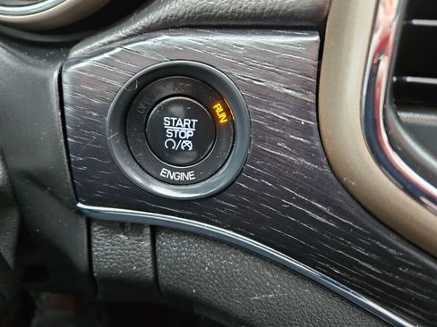 Used 2014 Jeep Grand Cherokee Summit image 20