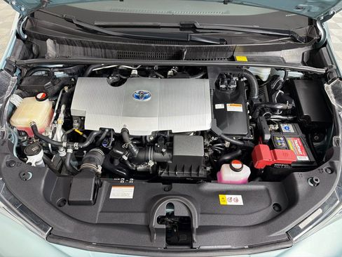 Used 2016 Toyota Prius Four FWD image 22
