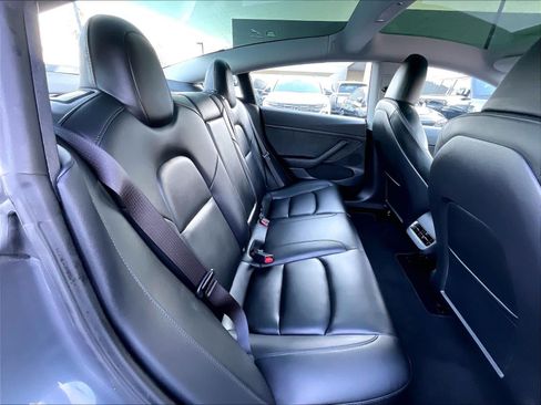 Used 2023 Tesla Model 3 Performance AWD/4WD image 29