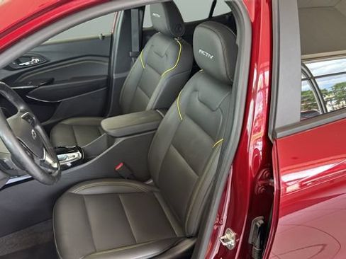 Used 2024 Chevrolet Trax ACTIV w/ Driver Confidence Package FWD image 8