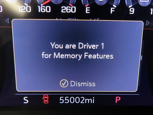 Used 2020 Chevrolet Silverado 2500 LTZ w/ LTZ Premium Package image 12