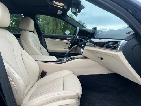 Used 2018 BMW 540i xDrive w/ Premium Package AWD/4WD image 29