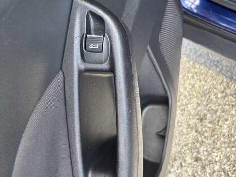 Used 2012 Ford Focus Titanium FWD image 14