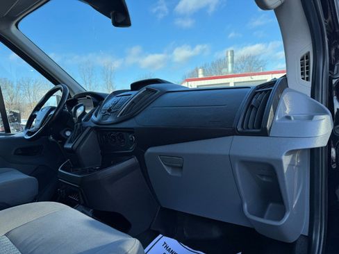 Used 2017 Ford Transit 250 148 Medium Roof image 19