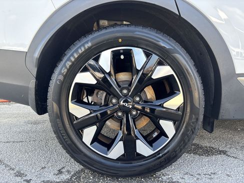 Certified 2023 Kia Sportage X-Line AWD/4WD image 18