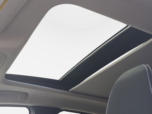 New 2026 Nissan Kicks SV w/ SV Premium Package FWD image 28