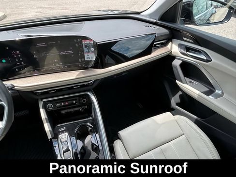 Used 2025 Audi Q5 Premium Plus AWD/4WD image 11