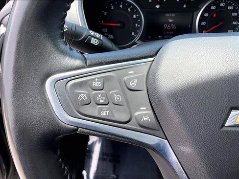 Used 2022 Chevrolet Equinox LT FWD image 19