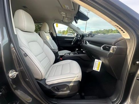 New 2025 MAZDA CX-5 AWD 2.5 S w/ Preferred Package image 31