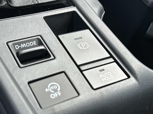 New 2026 Nissan Sentra SV w/ SV Convenience Package FWD image 32
