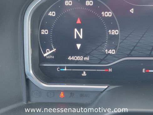 Used 2024 GMC Sierra 1500 AT4X image 21