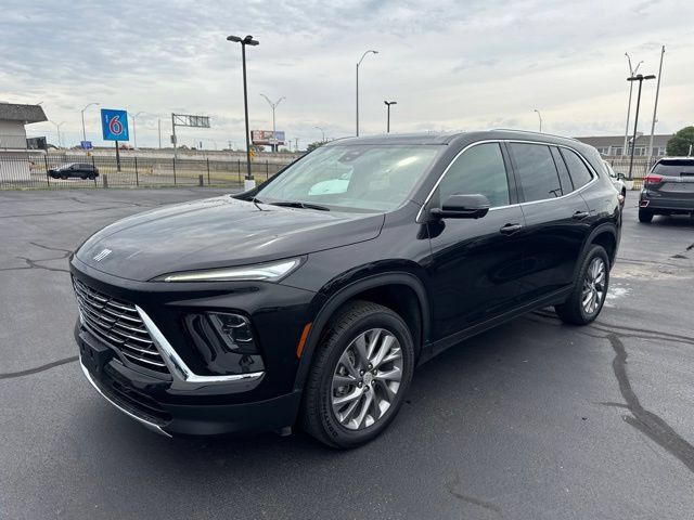 Used 2025 Buick Enclave Preferred FWD image 9