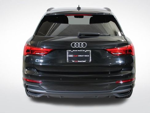 Certified 2025 Audi Q3 2.0T Premium w/ Convenience Package image 23