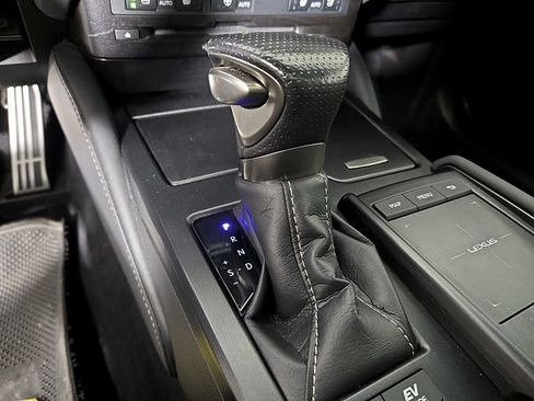 Certified 2022 Lexus ES 300h F Sport image 17