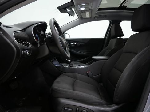 Used 2023 Chevrolet Malibu LT FWD image 13
