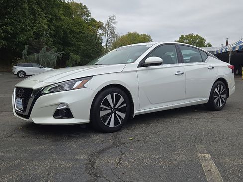 Used 2021 Nissan Altima 2.5 SL image 3