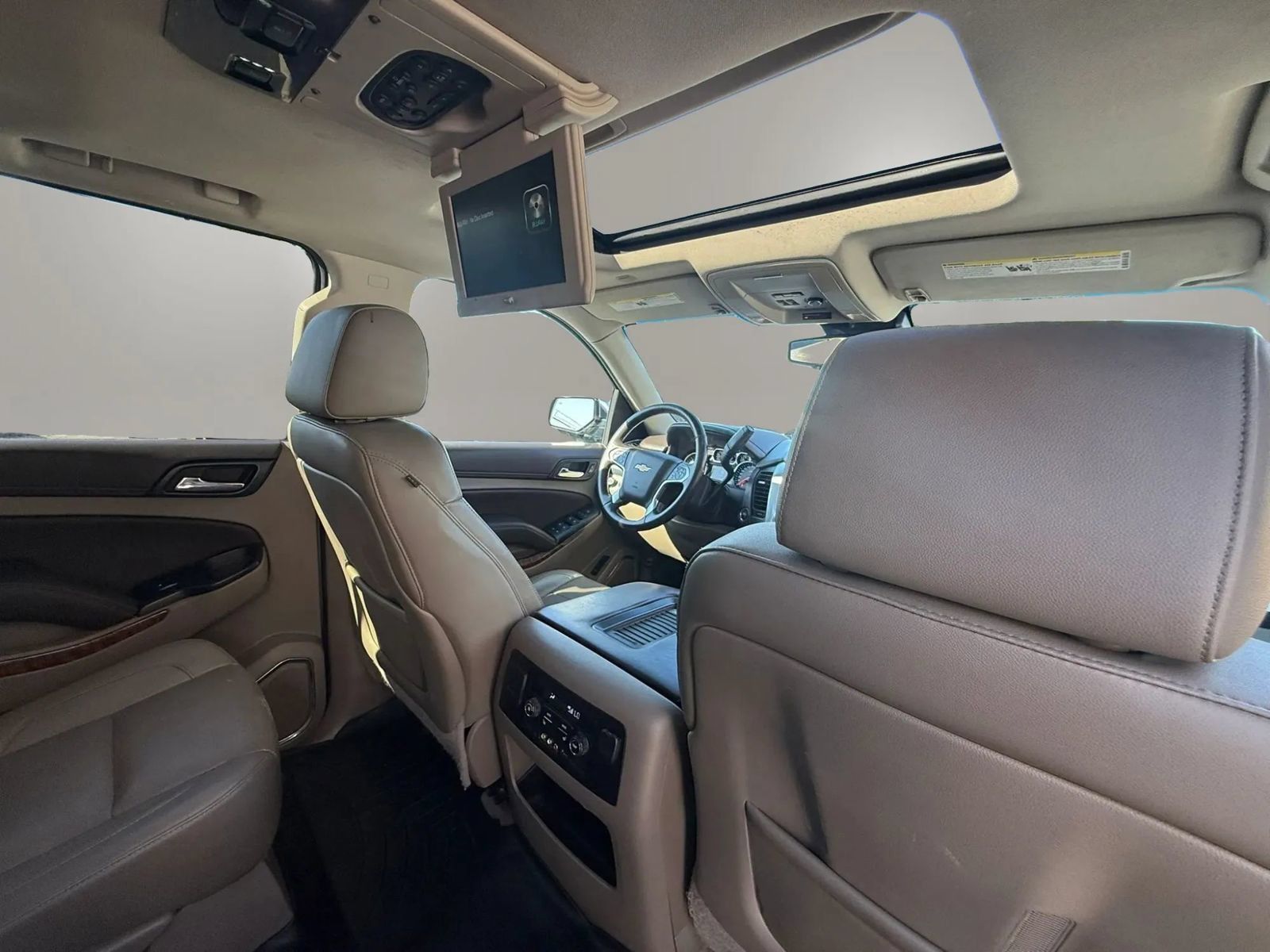 Used 2015 Chevrolet Suburban LTZ AWD/4WD image 53