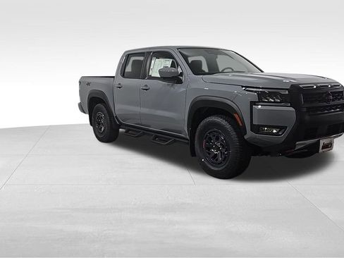 New 2026 Nissan Frontier PRO-4X w/ Pro-4x Convenience Package image 8