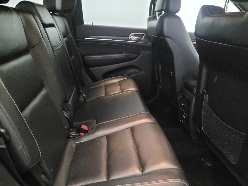 Used 2017 Jeep Grand Cherokee Limited AWD/4WD image 19