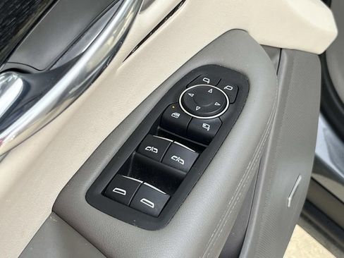 Certified 2022 Cadillac XT6 Premium Luxury w/ Technology Package image 26