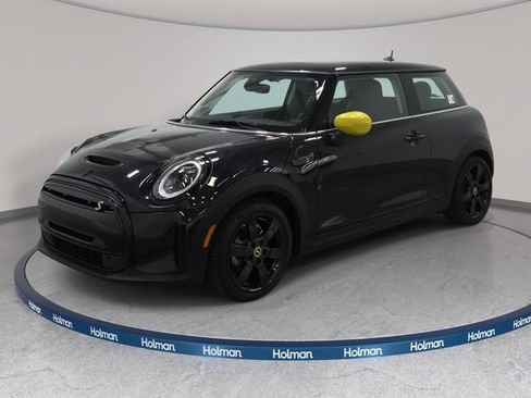 Certified 2024 MINI Cooper SE FWD image 1