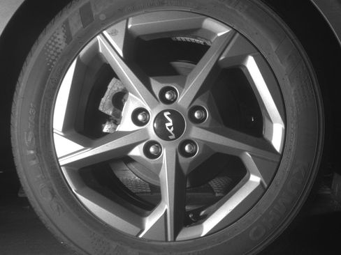 Used 2025 Kia K4 LXS image 15