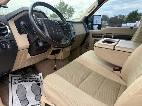 Used 2010 Ford F250 XLT AWD/4WD image 32