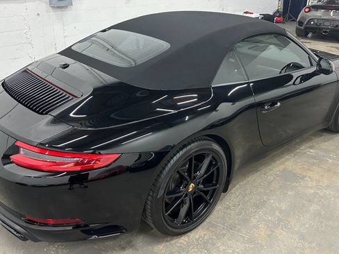 Used 2018 Porsche 911 Carrera image 7