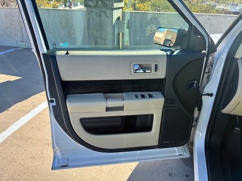 Used 2018 Ford Flex SEL w/ Equipment Group 202A image 10