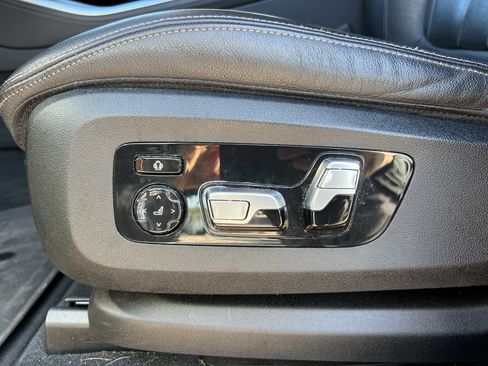 Used 2021 BMW X5 xDrive45e w/ M Sport Package image 38