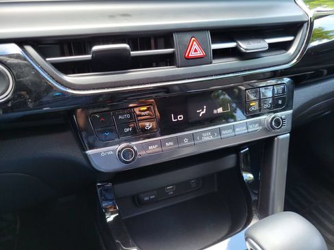 Certified 2025 Kia Seltos S FWD image 23