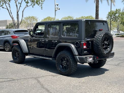 Used 2024 Jeep Wrangler Unlimited Sport AWD/4WD image 3