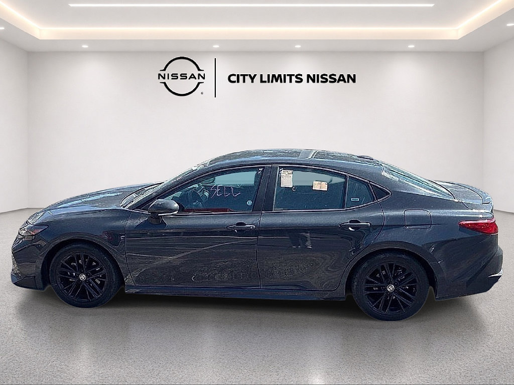 Used 2026 Toyota Camry SE FWD image 6