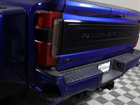 Used 2026 Ford F450 Platinum w/ FX4 Off-Road Package image 56