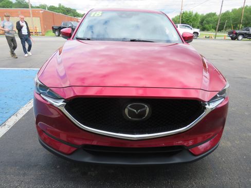 Used 2018 MAZDA CX-5 Touring w/ Preferred Equipment Package AWD/4WD image 2