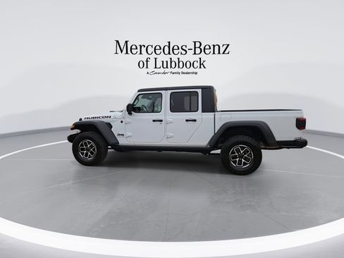 Used 2024 Jeep Gladiator Rubicon w/ Technology Group image 6