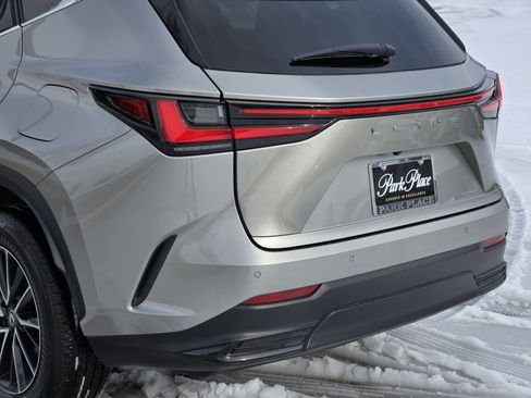 Certified 2025 Lexus NX 250 Premium Package image 15