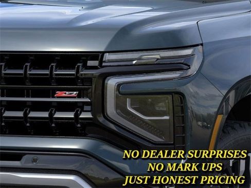 New 2026 Chevrolet Suburban Z71 w/ Comfort Package image 10